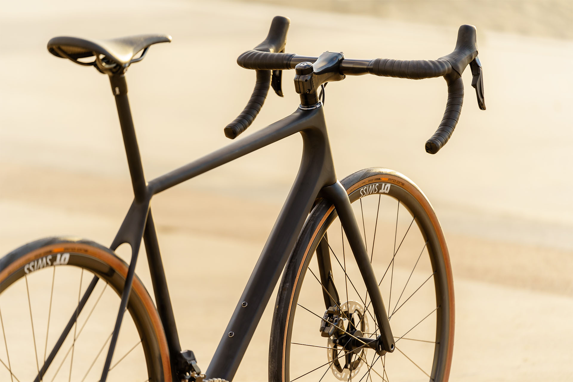 OPEN MIN.D. Modern Classic Road Bike OPEN Cycle